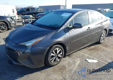 2016 Toyota Prius Two z USA, uszkodzony, nr VIN JTDKBRFU6G3000241